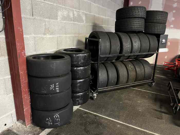 Lot pneu slick michelin S8L et pluie