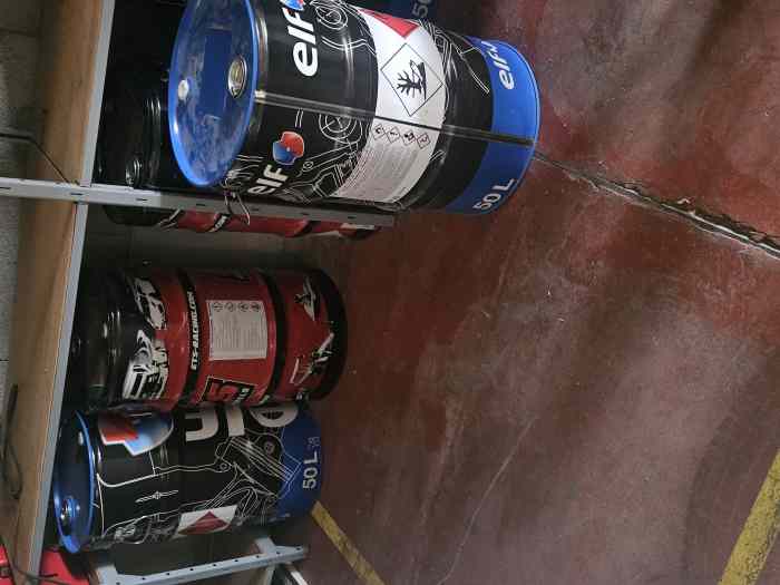 Lot de 6 bidons de 50L