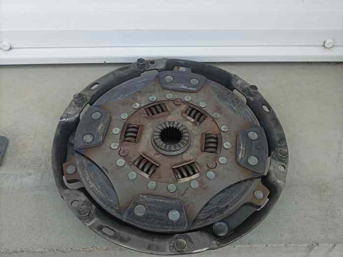 Volant moteur allégé+ embrayage compétition Toyota 2