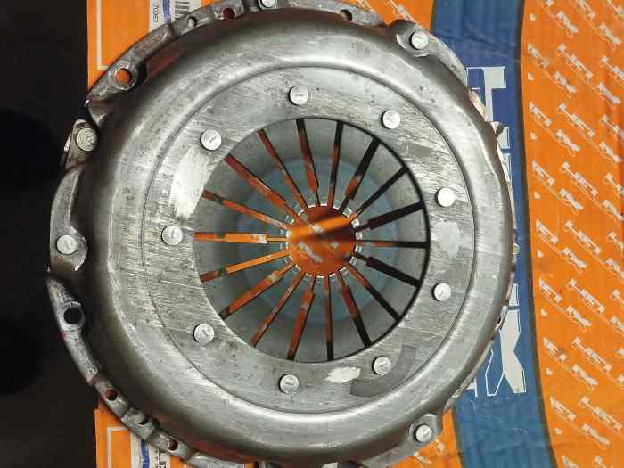 Disque et Mécanismes embrayage 1