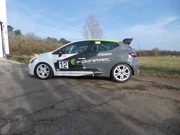 clio 4 cup 1