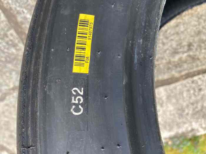 4 Hankook neufs circuit 260/66X18 2