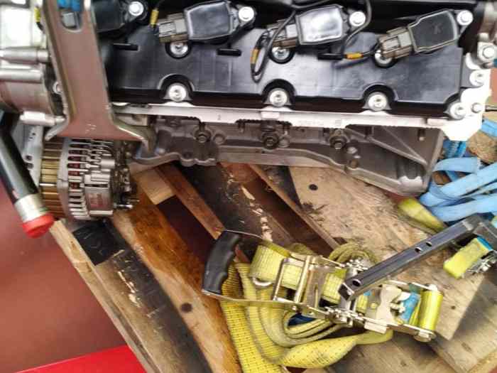 Dernière opportunité moteur Nissan ( V8 ) LMP3 a vendre .... 2