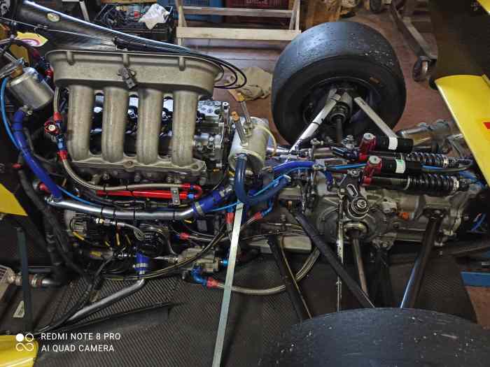 Vendo Formula Renault 2000iq 3