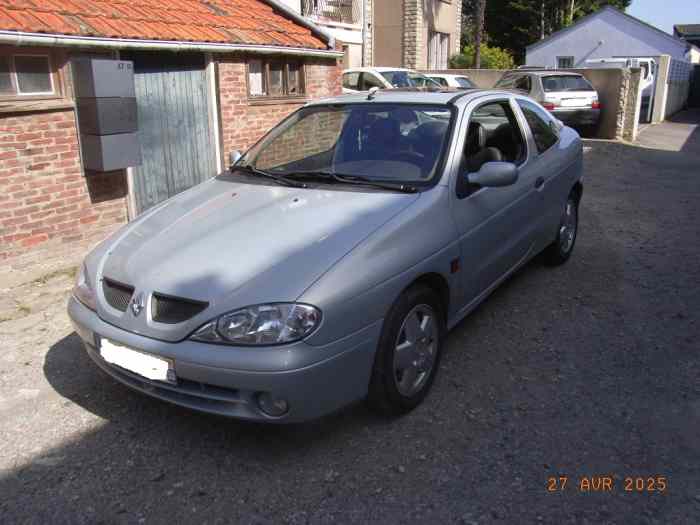 megane coupé 1.6 16v 1600 euros 1