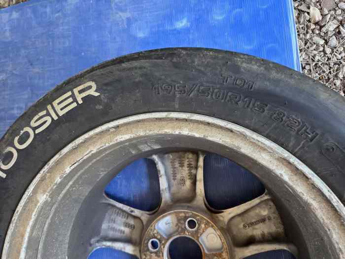 Lot de pneus hoosier 15