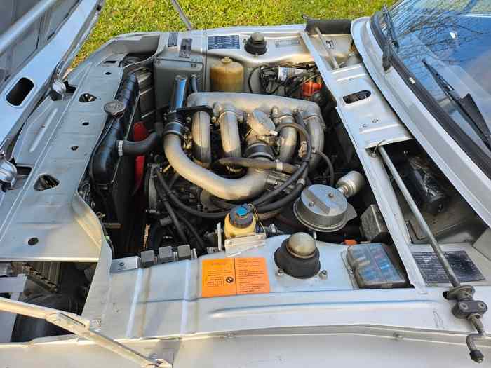 BMW 2002 TURBO de 1974 3
