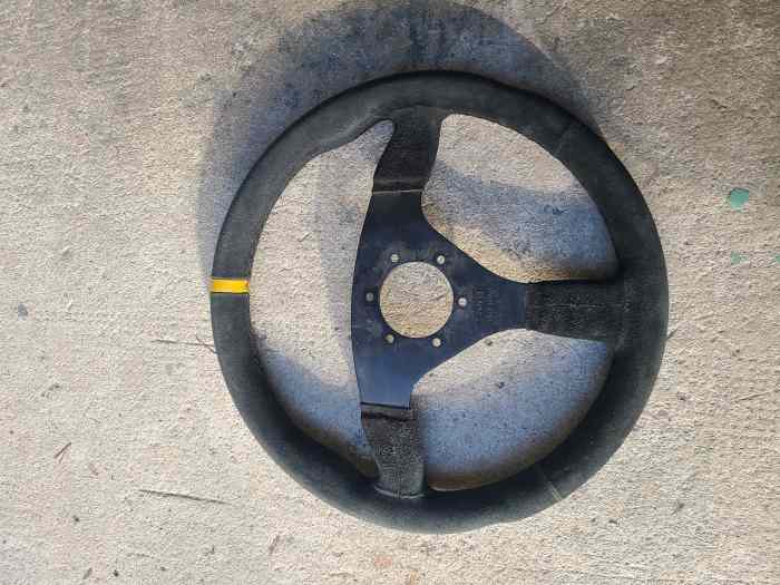 Volant plat oreca 1