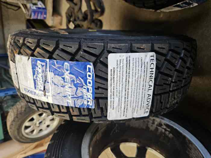 Pneu cooper 170/650R15 3
