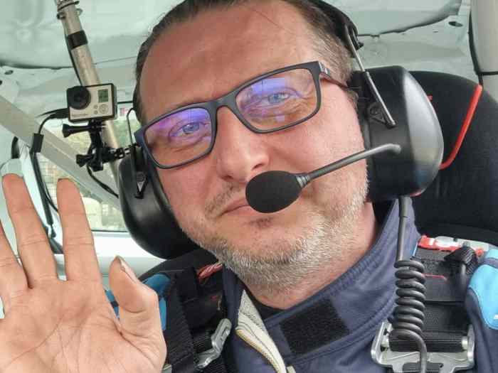 Copilote cherche baquet