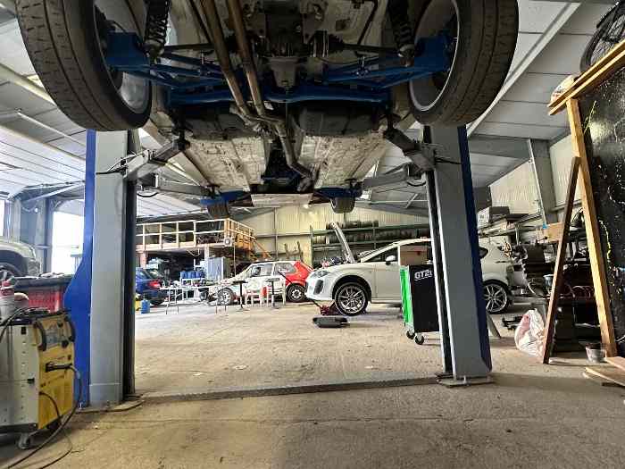 BMW compact xxl neuve 5