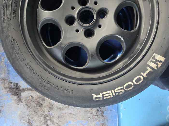 Lot de pneus hoosier 15 1