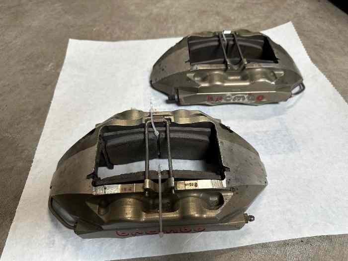 VDS ETRIERS BREMBO 4 Pistons 0