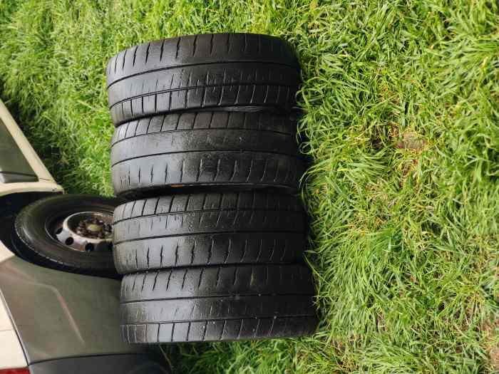 Lot pneus Michelin M20 18 1