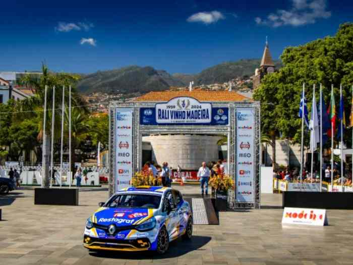 Renault Clio R3T 5