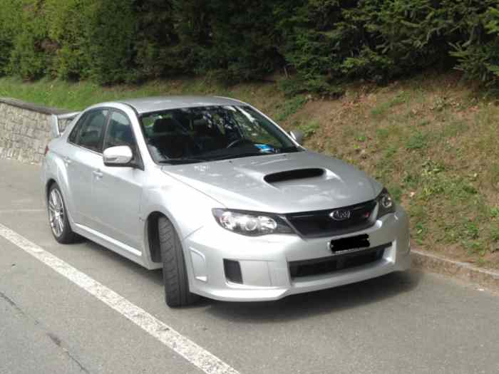 Vends Subaru WRX STi 1
