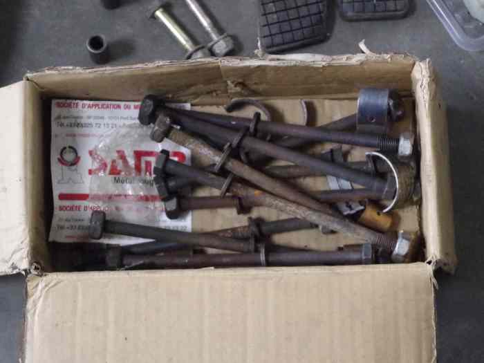 Lot de diverses petites pièces TALBOT Samba 3