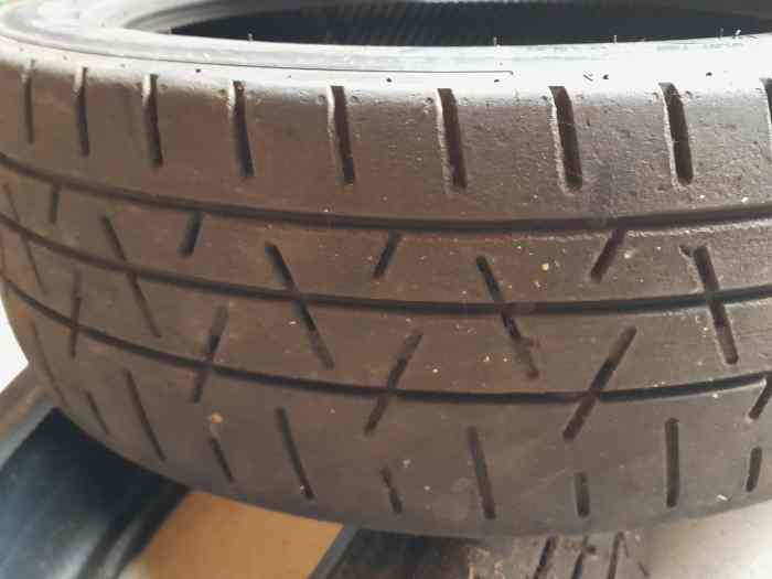 Pneu Compétition HANKOOK T52 2