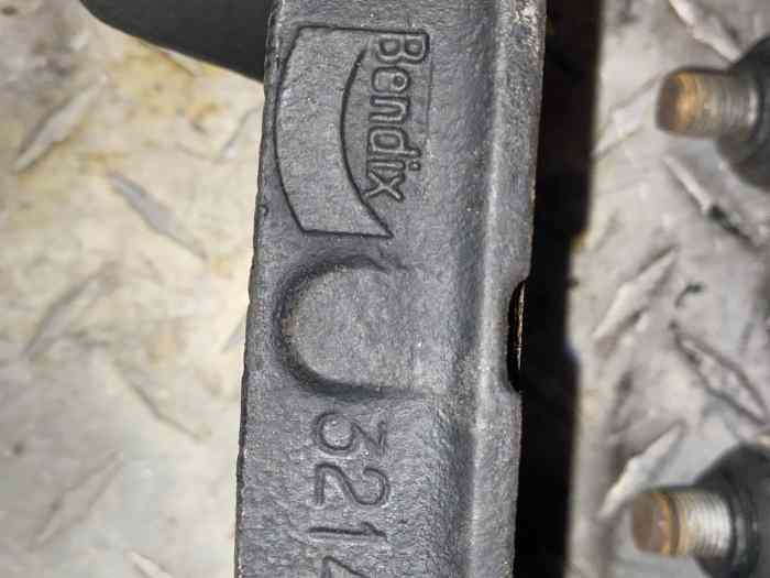Etriers de freins avant Bendix R5 turbo/Alpine A310 2