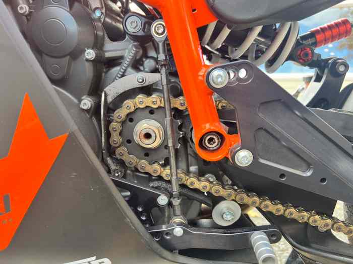 KTM RC 8C 2022 avec 1 280 km au compteur 5