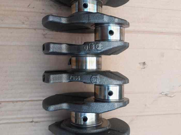 Vilebrequin Peugeot 1.6 16 soupapes 38...