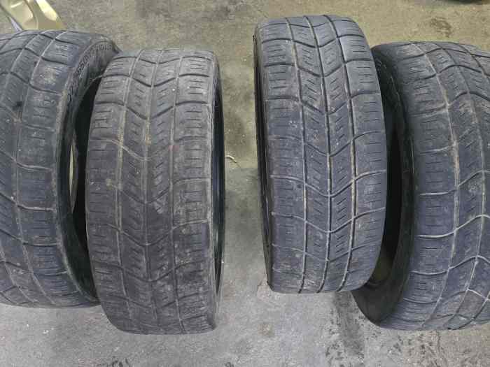 Lot 30 pneus en 17 2