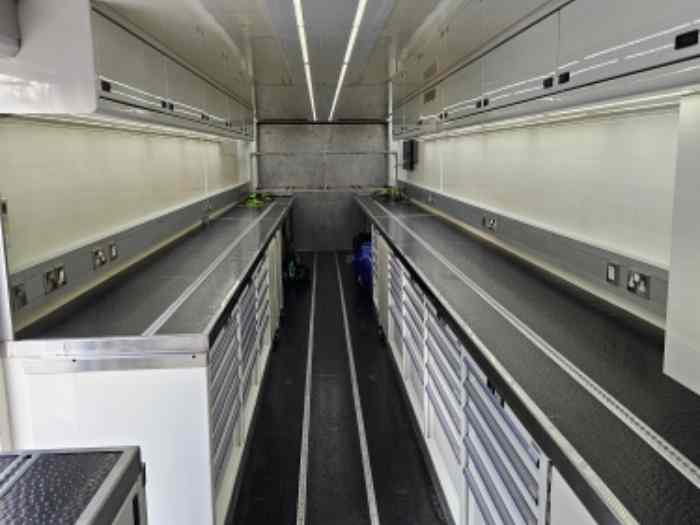 Racing Trailer WMT - INVICTA RACING FORMULA 2 IN STOCK 2