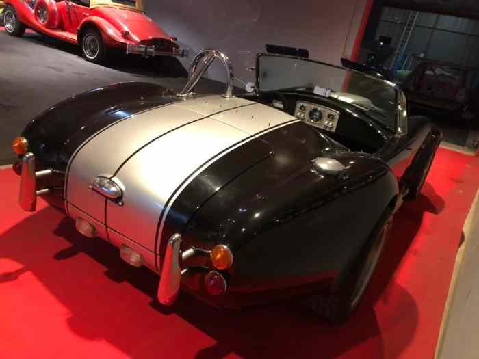 AC COBRA CLASSIC ROADSTER
