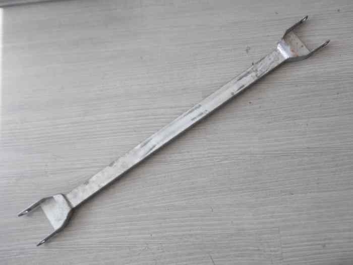 BARRE ANTI-RAPPROCHEMENT ARRIERE PEUGEOT 205 T16 3