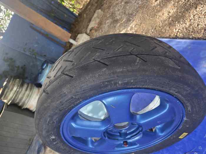 Lot de pneus hoosier 15 4