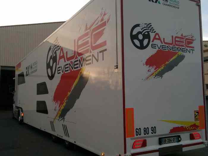 Motor home trailer 4