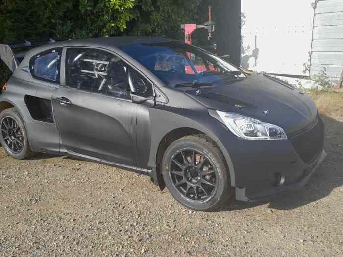 Vds 208 SUPERCAR RALLYCROSS +lot de bord Mecanique et Carrosserie 1