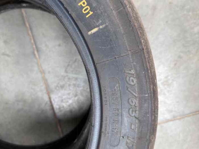 LOT DE PNEUS MICHELIN 19/63-17 1