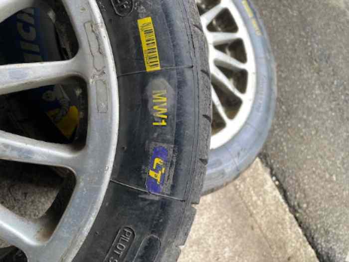 2 MICHELIN MW1 en 15 pouce 3
