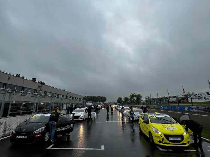 Volant 208 cup Dijon 5