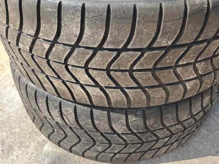 Lot pneus Pirelli 18 pouces 5