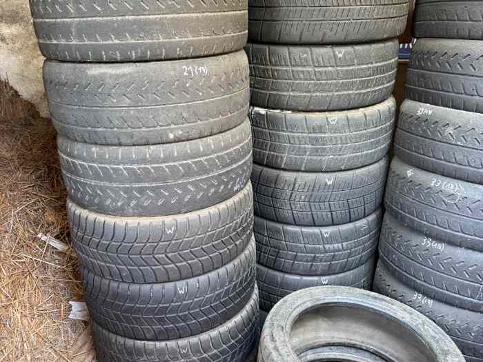 Pneus Michelin R21 / R33 - 18 pouces (235/40/18) 2