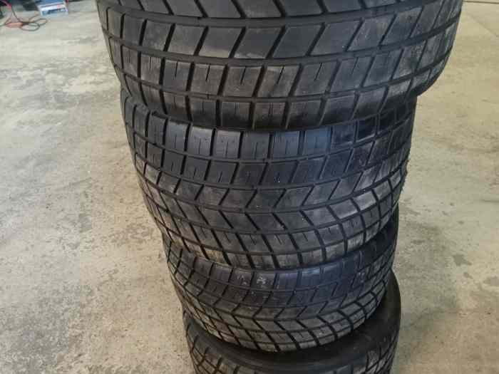 Pneus pluie Pirelli