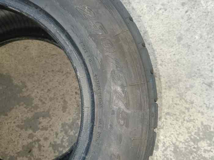Pneus pluie Pirelli 4