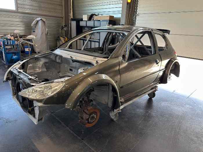 Vds caisse 206