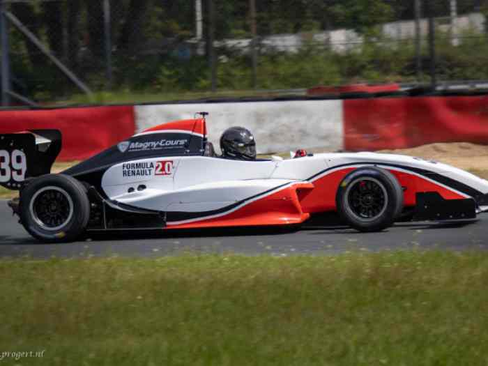 Formula Renault 2000 (FR2000/FR2.0) - année 2005 4