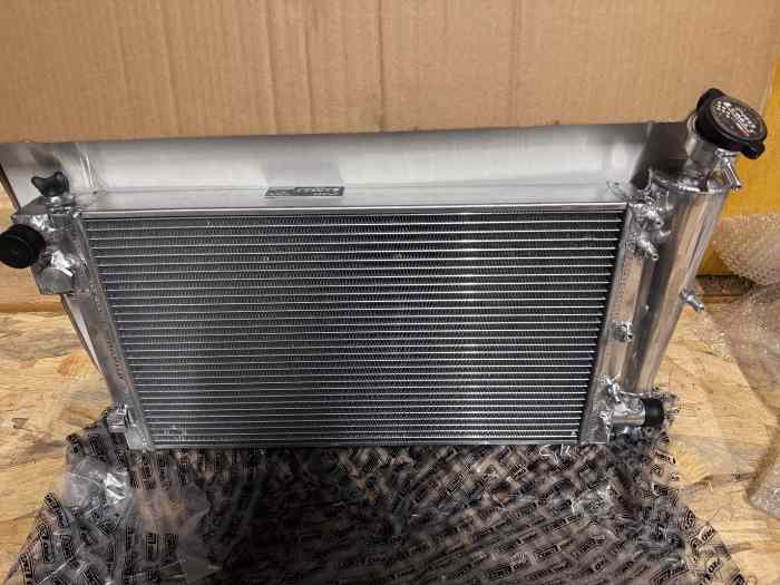 Radiateur alu 106/saxo 1