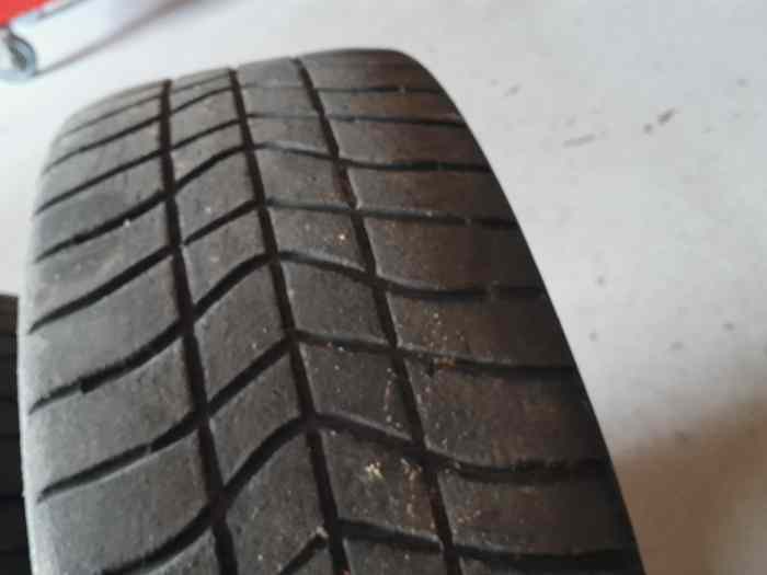 Pneu Compétition PIRELLI 1