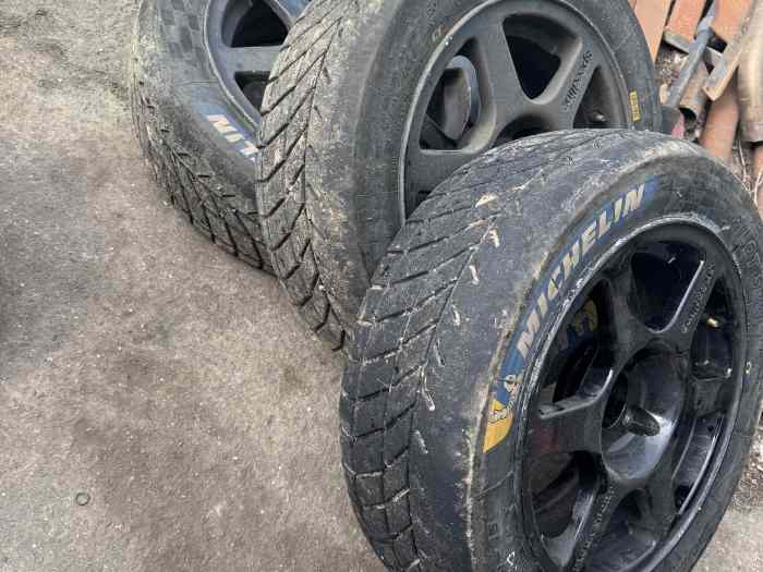 Pneu Michelin P01 1