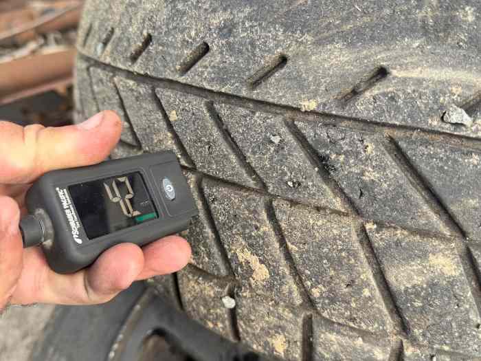 Pneu Michelin P01 3