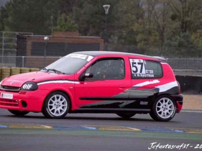 Clio 2 RS GrA 4