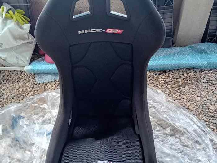 Siege baquet GT2I neuf