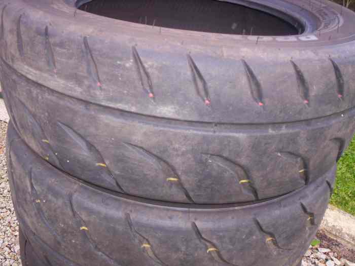 Pneus TOYO 185/60R14 PROXES R888R