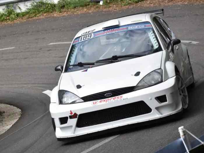 Ford focus maxi f2000 4