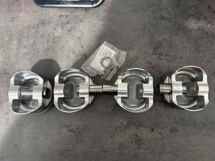 Piston forgé wossner xu9j4 309 16v/ 405 mi16 1